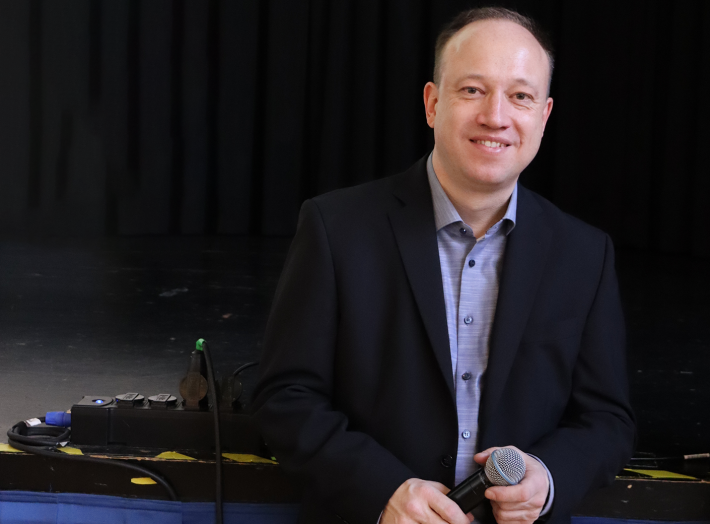 Thomas Esser Moderation